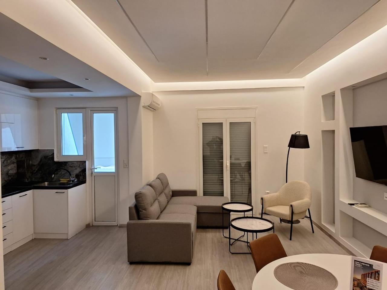Stay Now, 600M From Acropolis เอเธนส์ ภายนอก รูปภาพ